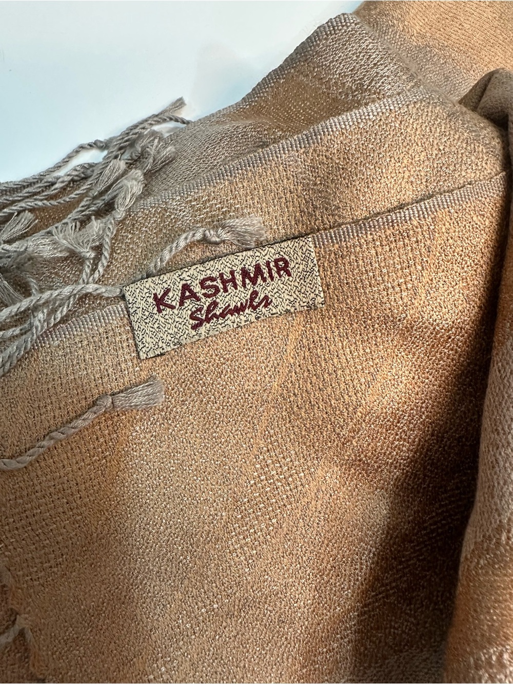 Kashmir Shawl- Gold & Silver - Picture 4 of 5